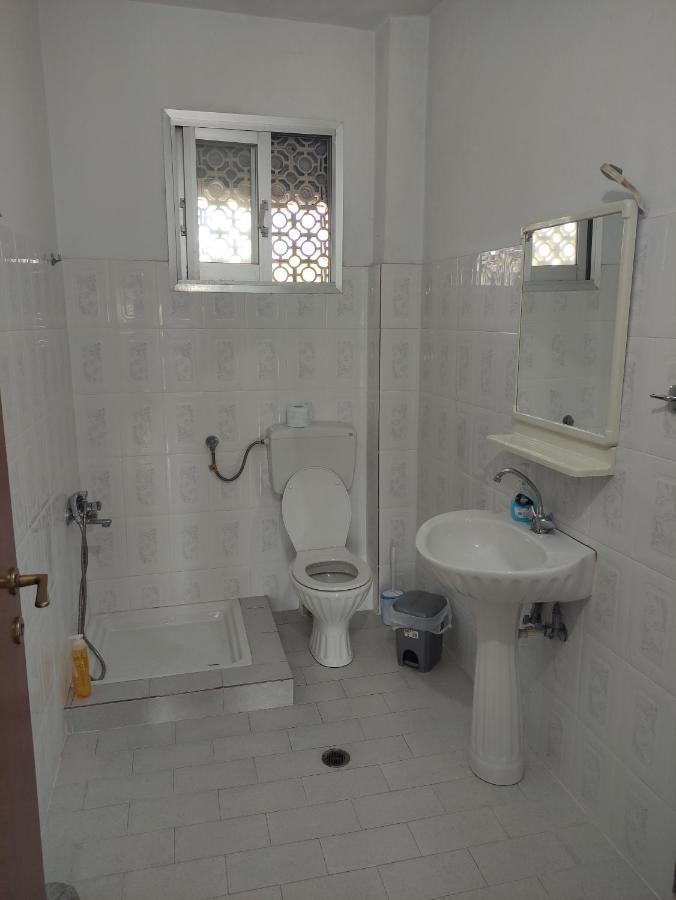 Olympus Apartments لِتوخورو المظهر الخارجي الصورة
